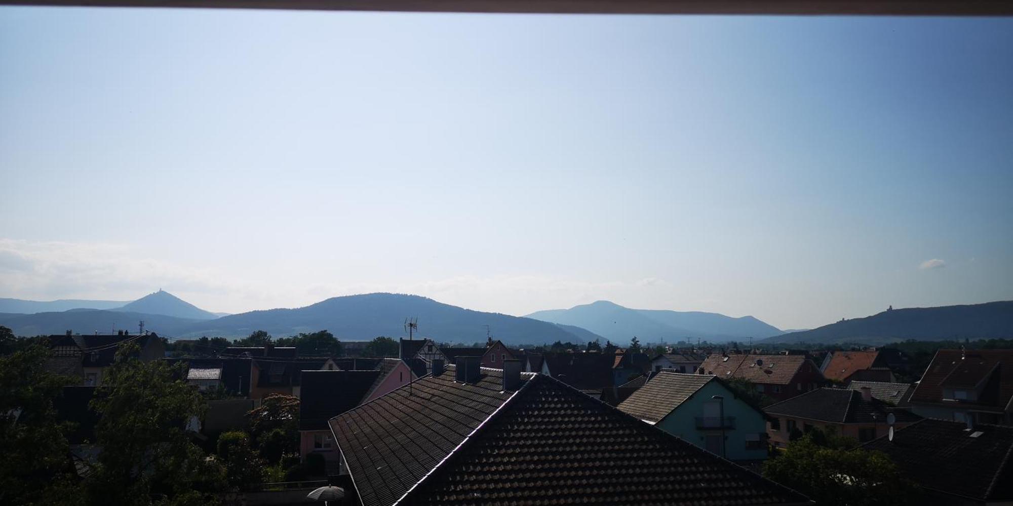 Cocon Sous Les Toits - Vue Sur Les Chateaux Et Le Vignoble - Proche Centre Ville - Parking Gratuit Селеста Экстерьер фото